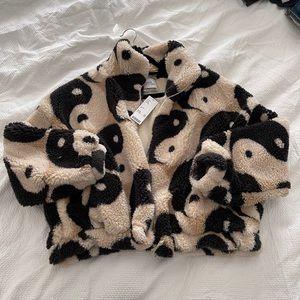 NWT UO yin yang fleece